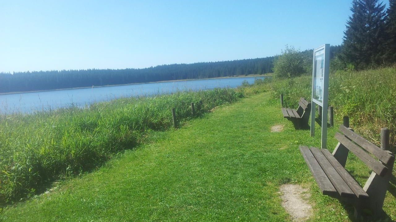 Talsperre Carlsfeld Rastplatz am Ostufer Talsperre Carlsfeld Rastplatz am Ostufer